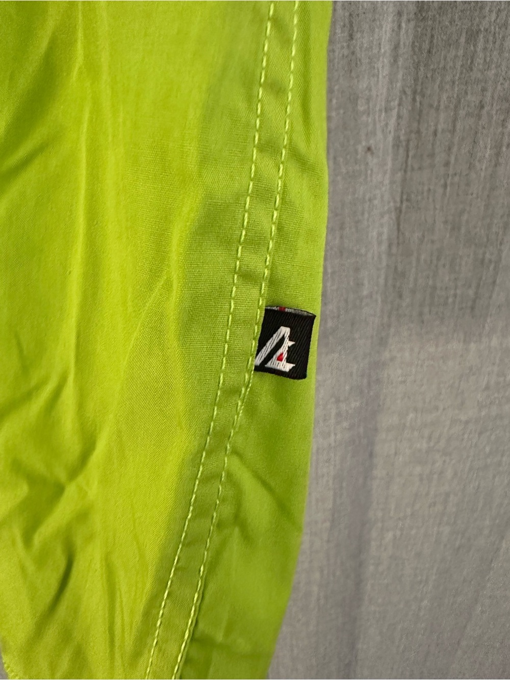 Ablanche Men's Lightweight Short-Sleeve Shirt - Picture 6 of 6